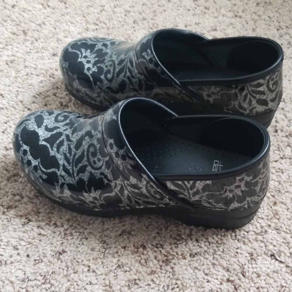 Dansko shoes